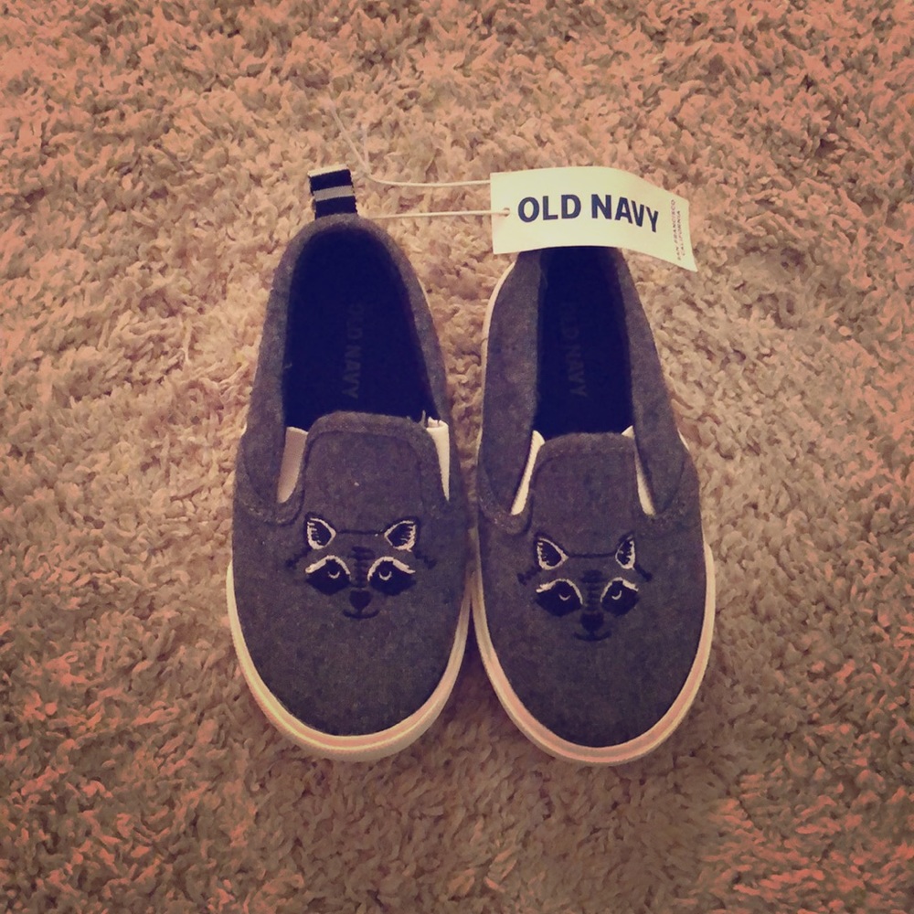 NWT! Old Navy slip on shoes! Size-6